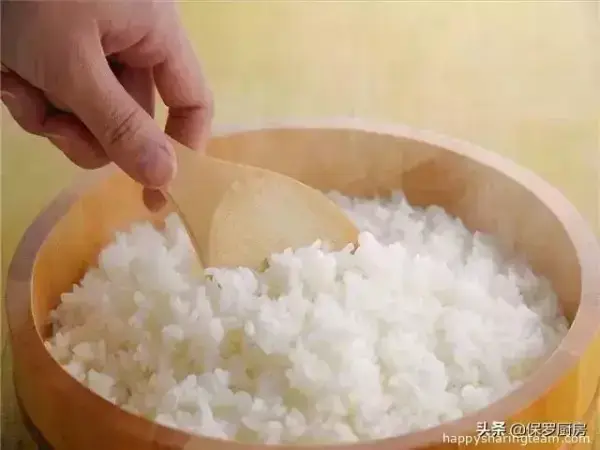 學會5個煮米飯的技巧，煮出香噴噴的米飯！