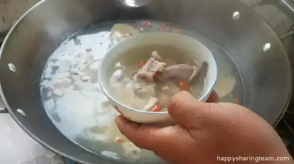 豬雜湯的做法，做法簡單味道棒，我的最愛