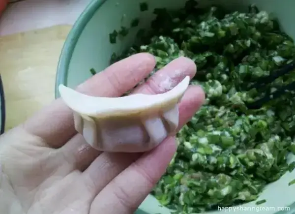 韭菜餃子餡的做法，一口一個鮮香可口！