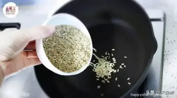 自製糙米茶的做法，促進體內三通暢！