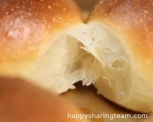 椰奶麵包的做法，非常簡單，非常好吃！