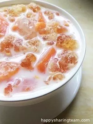 桃膠木瓜奶的做法，滋補養顏非常好喝！