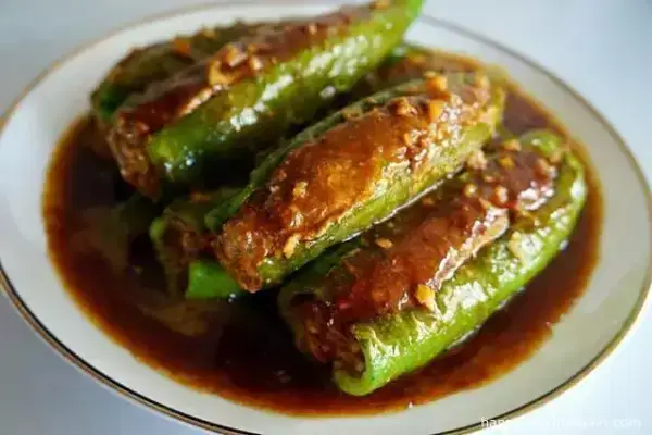 虎皮青椒釀肉的做法，特別下飯非常好吃
