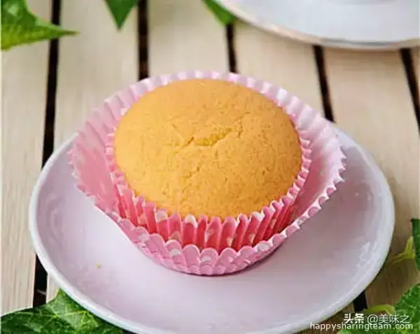 雞蛋糕的15種做法，做法簡單，金黃油亮酥軟可口