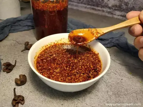 自製辣椒油的方法，香辣濃郁，愛吃辣必收藏