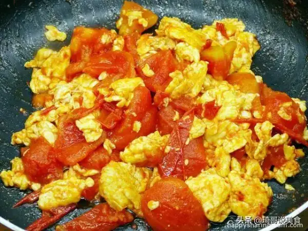 西紅柿炒雞蛋的做法，雞蛋鮮嫩可口，非常下飯