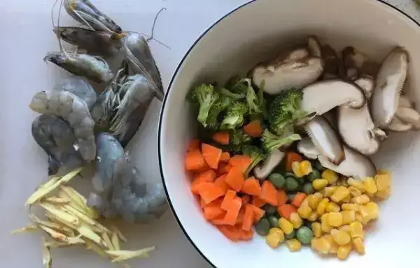 海鮮粥的做法，營養豐富鮮香十足，做法非常簡單