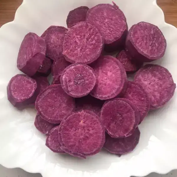 椰蓉紫薯糯米糍，椰香四溢，軟嫩好吃