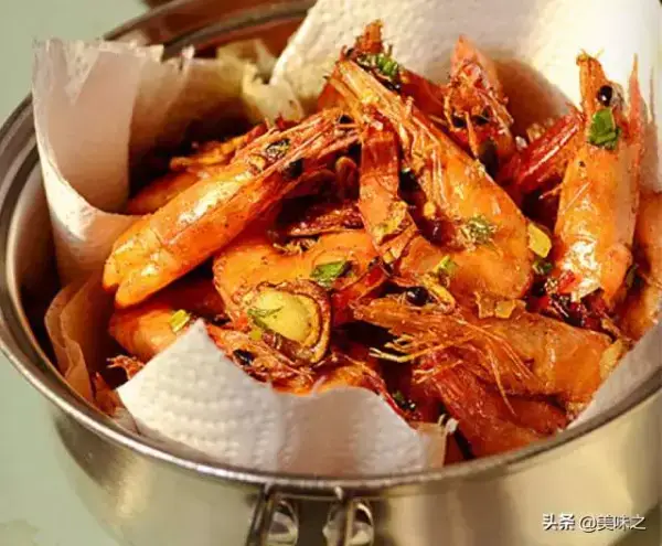 15種椒鹽蝦的做法，外殼脆酥不油膩，色香味俱全