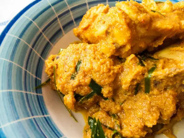 仁當咖喱雞（Rendang ayam）的做法，香辣美味，非常好吃！