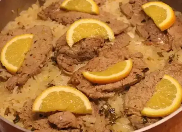 橙汁豬排飯的做法，果香濃郁，米飯和豬肉都很入味