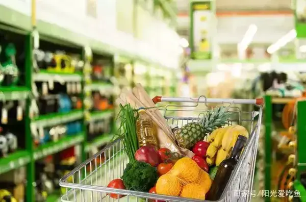 離職員工揭秘：超市4種食物，再便宜也不要買
